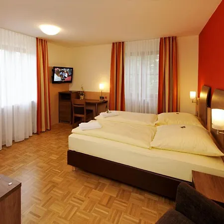 Cvjm Burg Wernfels Hostel